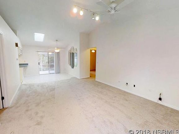4th image of 2726 Queen Palm Dr
