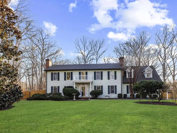 2107 Bennett Point Rd, Queenstown, MD 21658