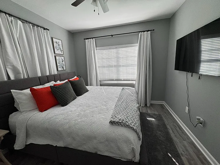 1121 Jones Ave NW #B — Photo 14