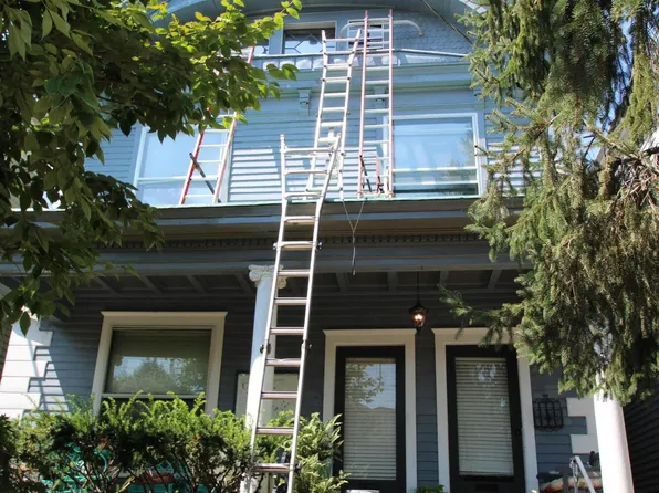 2121 Edgeland Ave, Louisville, KY 40204