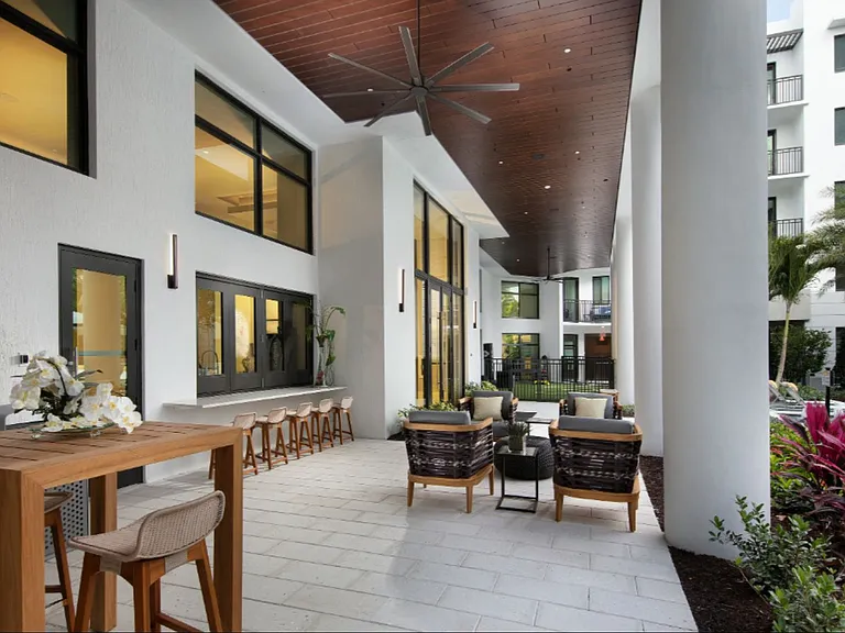 Uptown Boca Villas — Photo 8