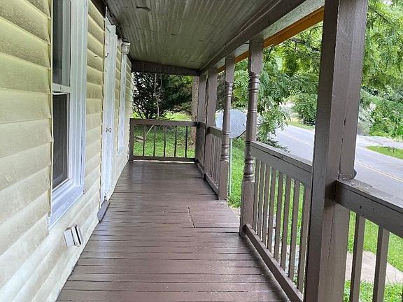2nd image of 245 Cope Creek Rd