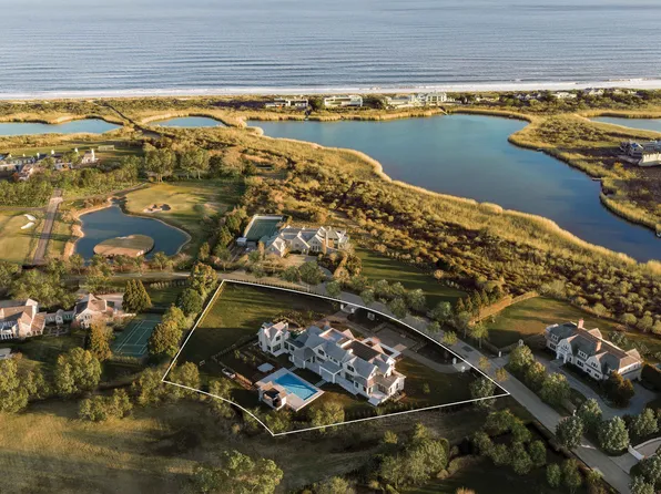 113 Jule Pond Dr, Southampton, NY 11968