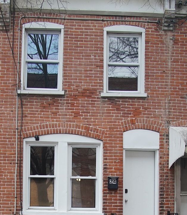 1st image of 24 Lower Oak St