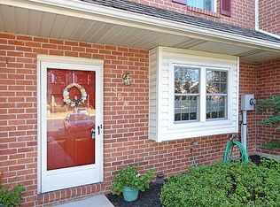 904 Village Green Dr, Gilbertsville, PA 19525