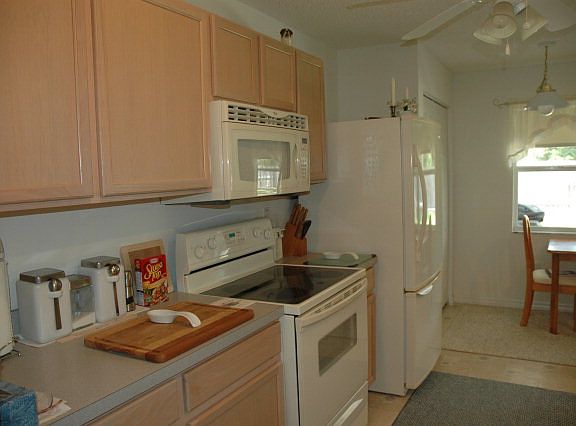 5th image of 2 Barkley Ln