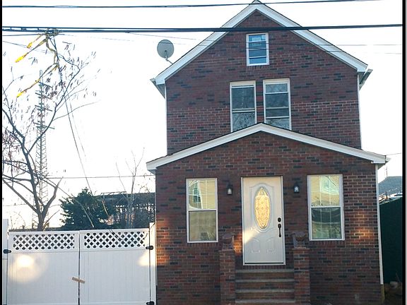 2nd image of 123-06 Montauk