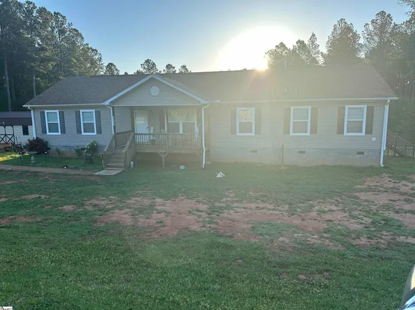 2209 Whitestone Rd, Spartanburg, SC 29302