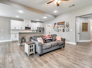 1205 Amsden Cir, Denison, TX 75020