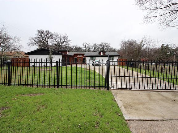 2nd image of 2724 Timberline Dr