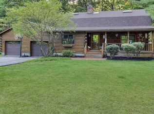 287 North Ave, Pleasant Valley, NY 12569