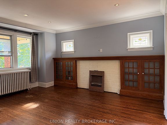 2nd image of 54 Wineva Ave