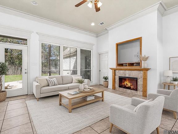 3rd image of 11135 Peaks Ave