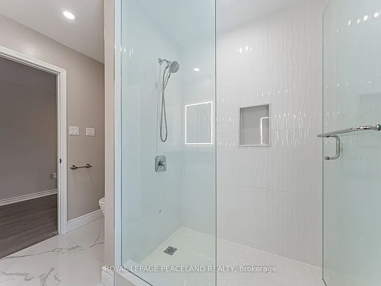 152 Flagstone Way — Photo 37