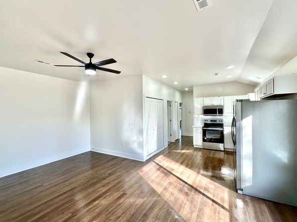 1215 Corporate Dr #101, Adrian, MI 49221