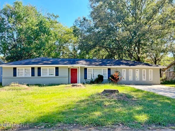 1043 Deryll St, Jackson, MS 39212