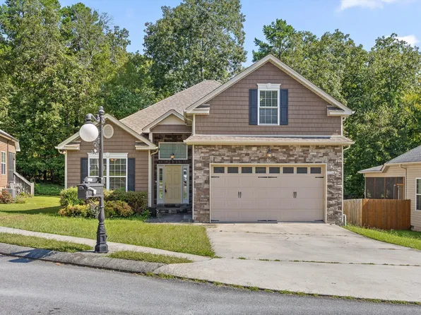 8650 Maple Valley Dr, Chattanooga, TN 37421