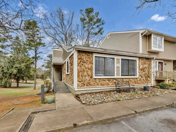 300 Outrigger Ln, Columbia, SC 29212