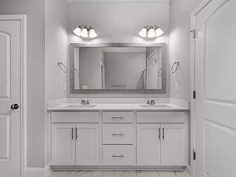 537 Oxbow Dr — Photo 14