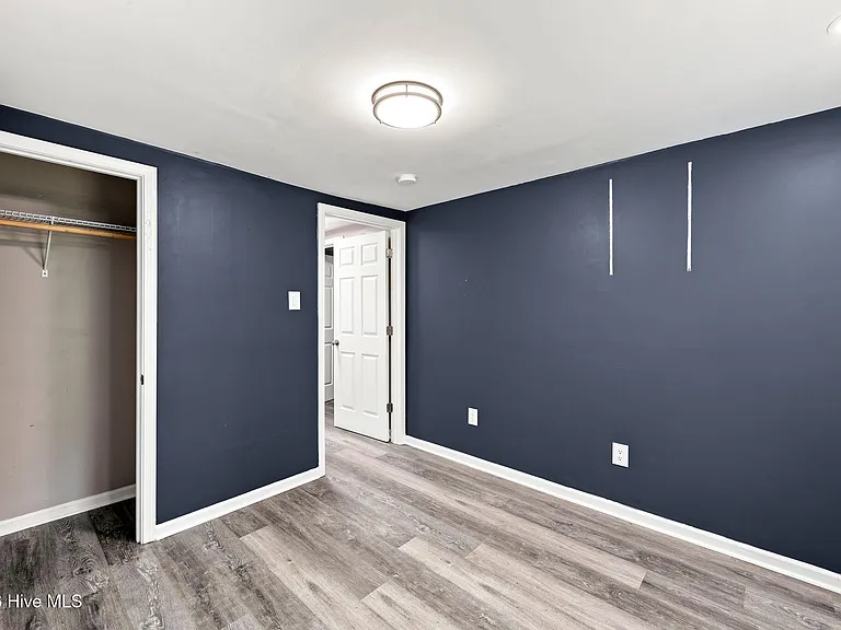 3065 State Highway 55 W — Photo 19