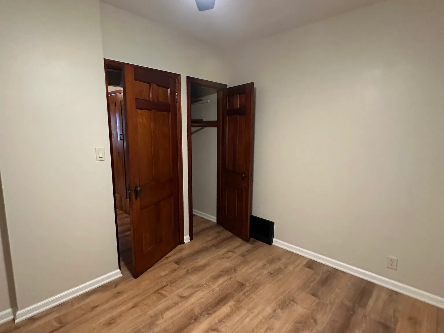2 bed, 1250 sqft, $2,100 — Photo 3