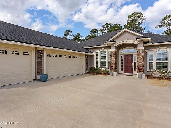 5th image of 32484 Willow Parke Cir