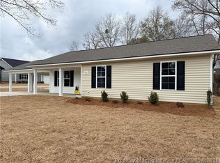 214 Lee St, Spring Lake, NC 28390