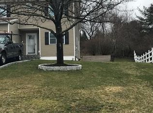 6 Fieldstone Blvd, Wappingers Falls, NY 12590