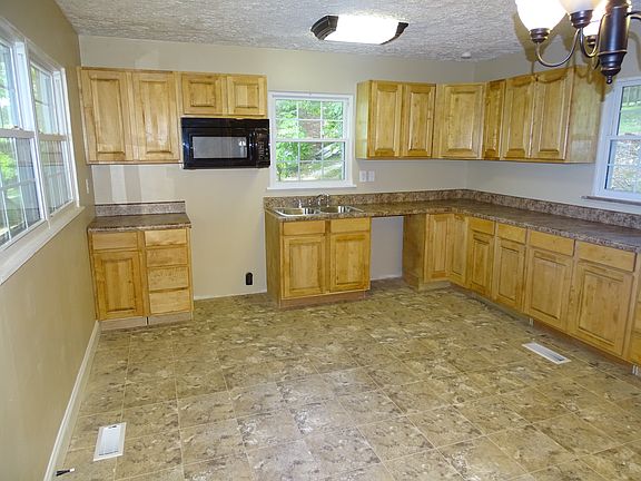 All new kitchen & microwave