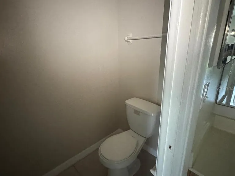2416 SE Garden Ter #203 — Photo 10