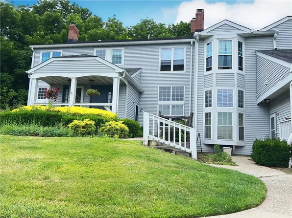 31 The Knolls, Warwick, NY 10990