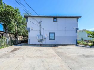 2005 Cross St, Laredo, TX 78046