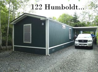 122 Humboldt Rd, Crescent City, CA 95531