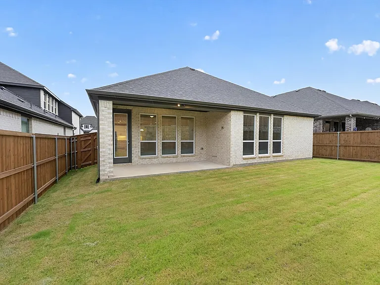 4123 Windy Point Rd — Photo 25