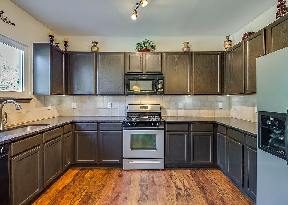 1st image of 8007 Thornhill Dr