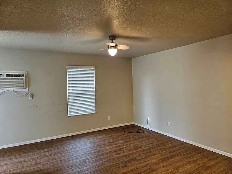 Meadow Villas — Photo 10