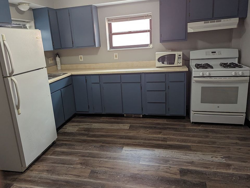 1st image of 2419-2423 Carey Way #2421