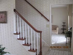 1st image of 140 Claren Dr