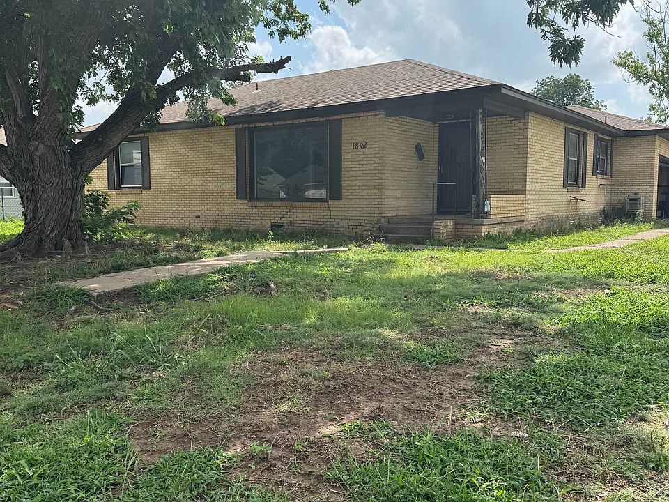 1st image of 1802 S Wallace Dr