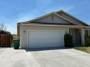 723 Fall St, Fernley, NV 89408