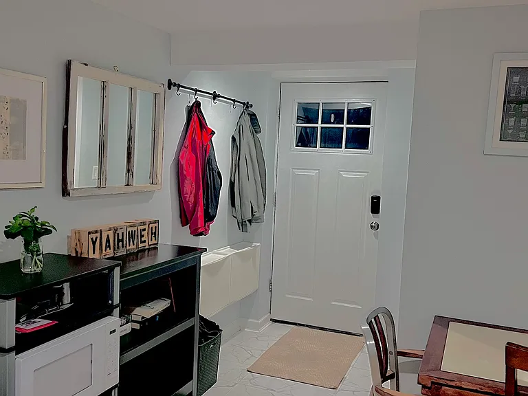 18 Madison St #1 — Photo 2
