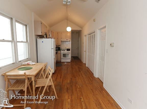 5th image of 1528 W Chestnut St #3_3RD_1528