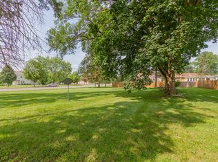 110 N Chase Ave, Bartlett, IL