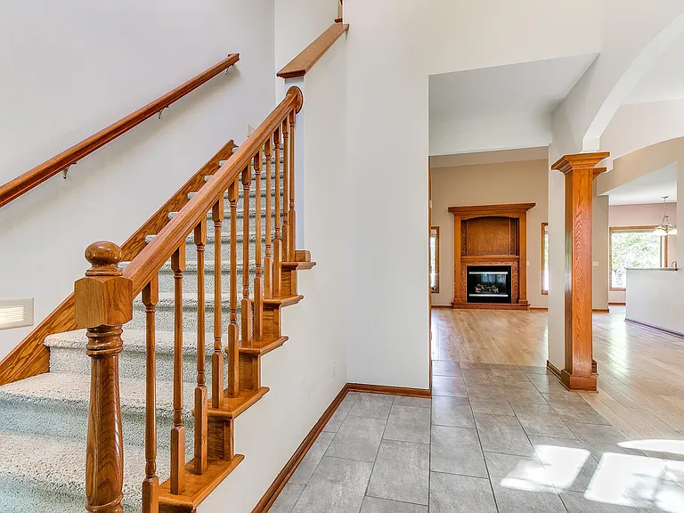 3120 Roxboro Dr — Photo 4