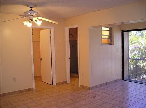 4th image of 6526 Kendale Lakes Dr APT 1406