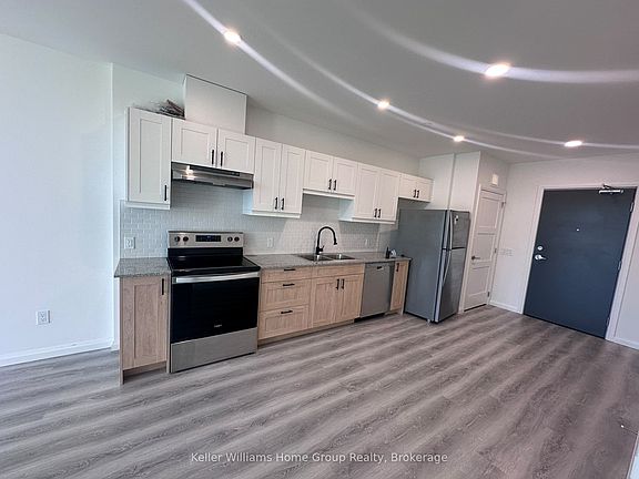 3rd image of 191 Elmira Rd S #Penthouse 10