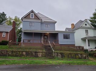 811 Benoni Ave #A, Fairmont, WV 26554