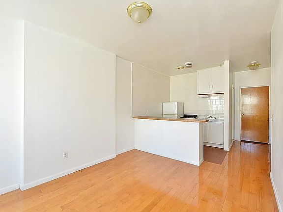 3rd image of 1993 3rd Ave #4B