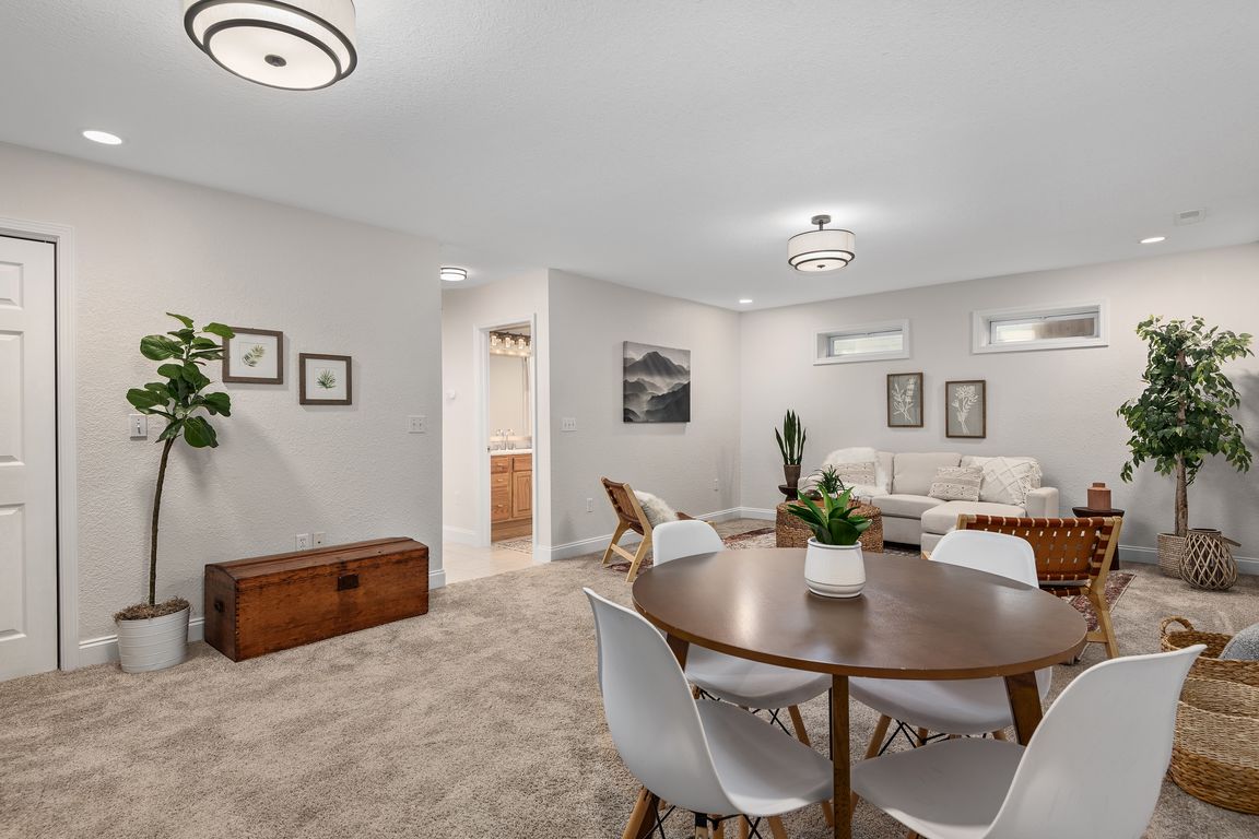 next background image