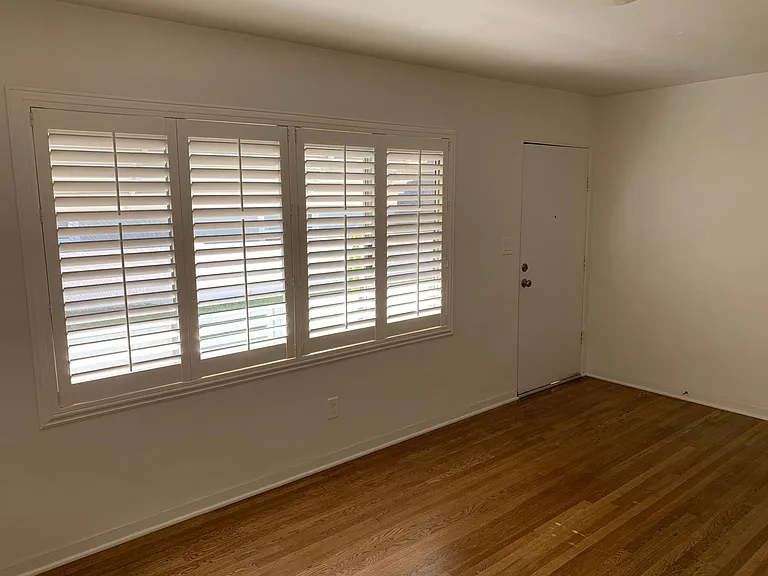 4127 Louisiana St — Photo 15